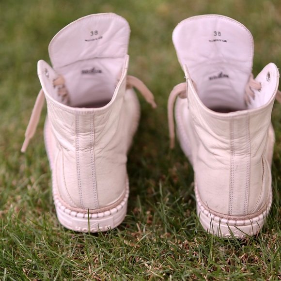 Hogan Leather High Tops - Picture 9 of 14